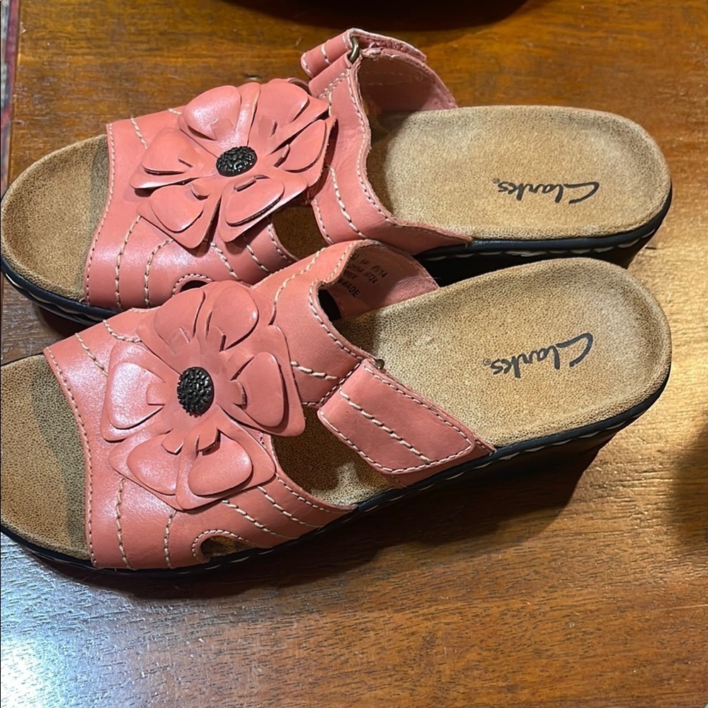 Clarks Pink and Brown Floral Sandals - Picture 2 of 8